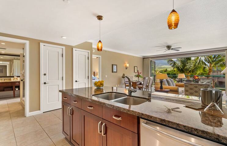 Maui Resort Rentals: Honua Kai Konea 304 gallery image 4