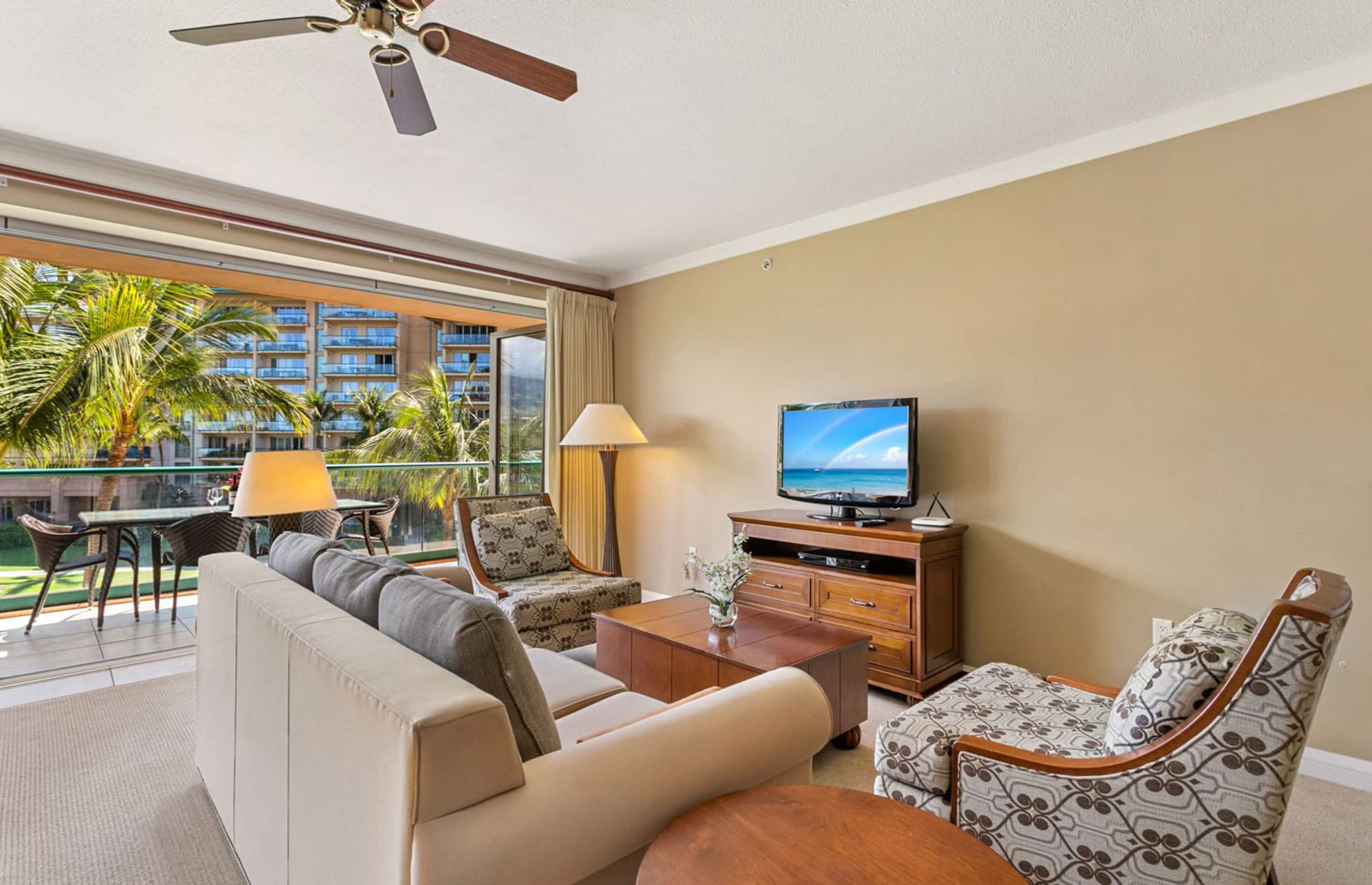 Condo in Lahaina · ★4.9 · 2 bedrooms · 4 beds · 2 shared baths - Image 8