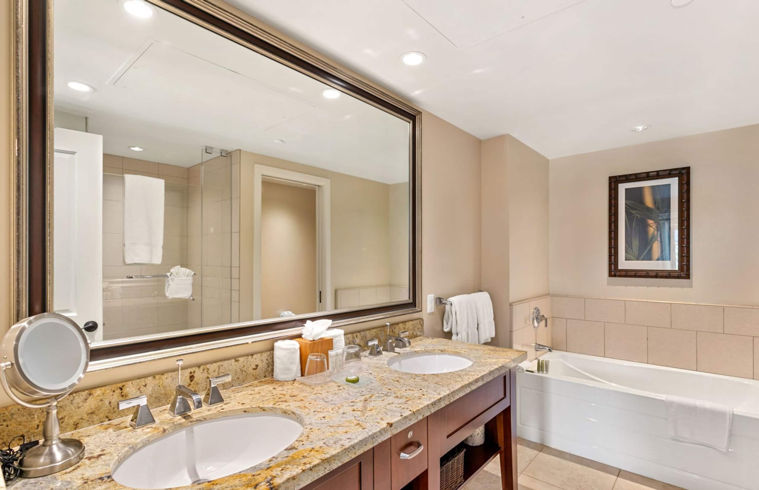 Condo in Lahaina · ★4.9 · 2 bedrooms · 4 beds · 2 shared baths - Image 24