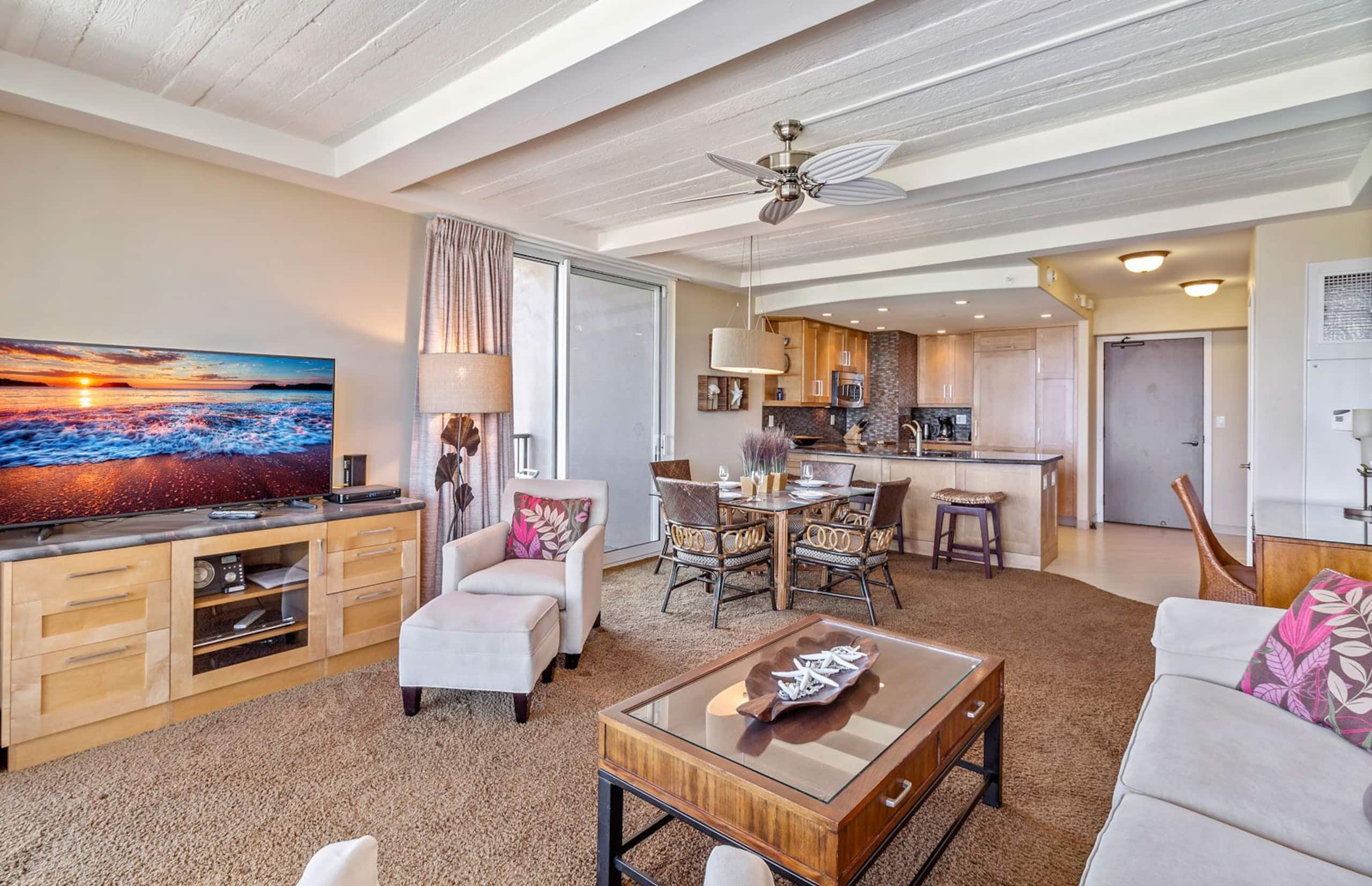 Condo in Lahaina · ★4.7 · 1 bedroom · 2 beds · 2 baths - Image 14