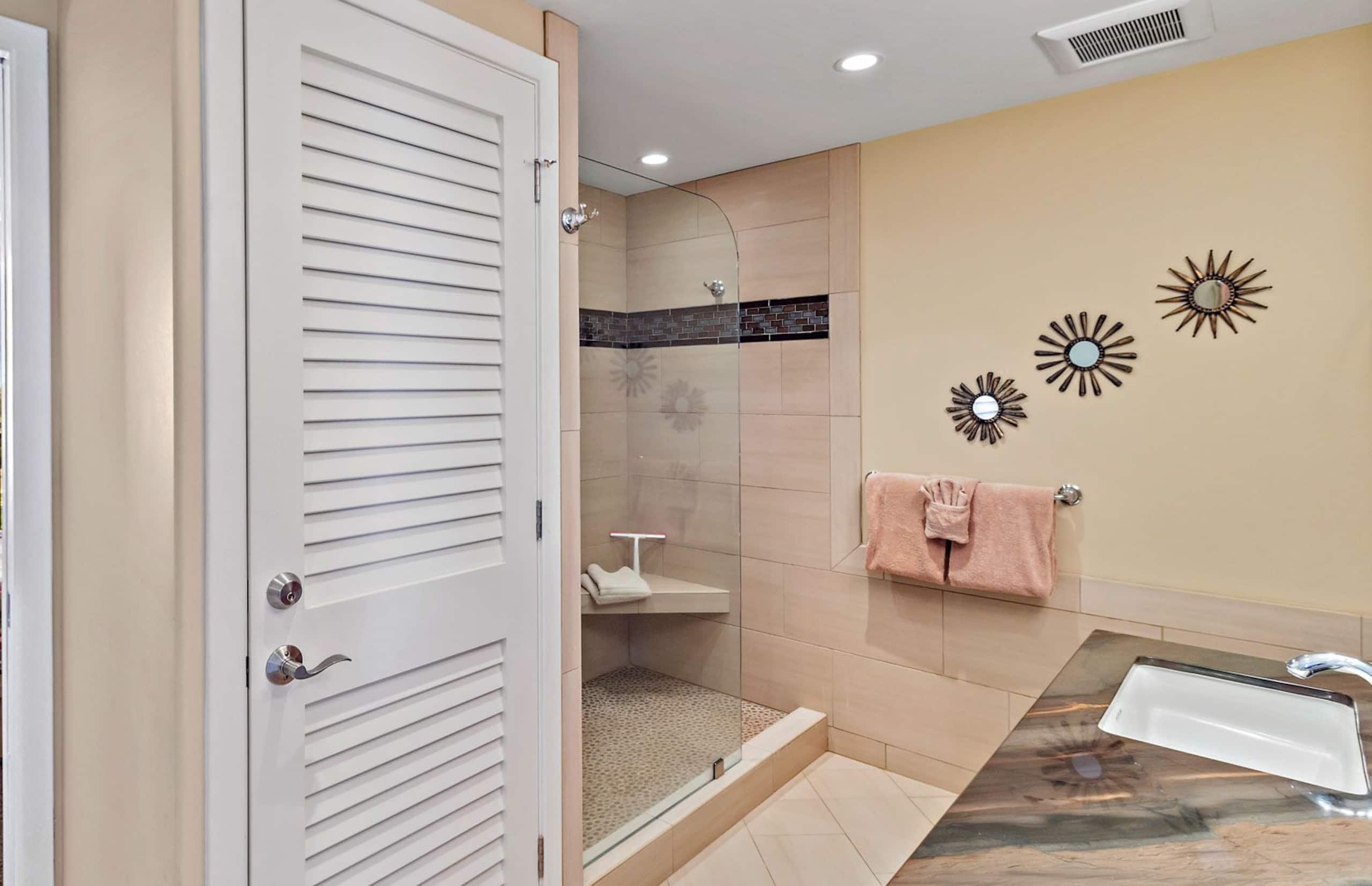 Condo in Lahaina · ★4.7 · 1 bedroom · 2 beds · 2 baths - Image 27