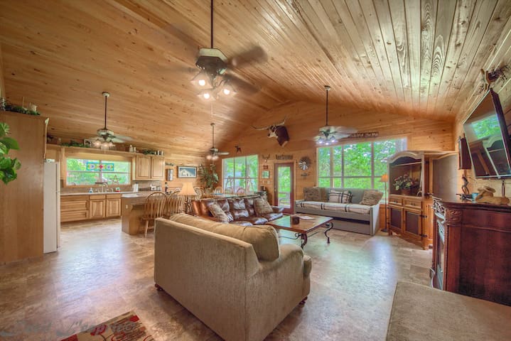 New Braunfels Escapes managed Airbnb listing 3