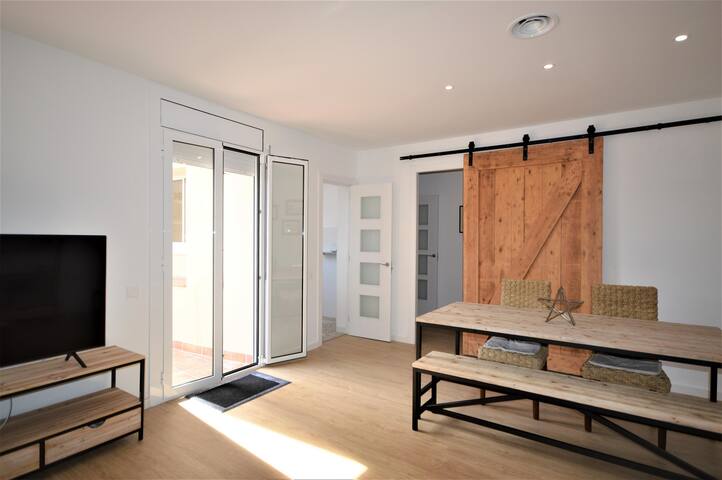 Peixateries Velles, 1-2. For 4 people, wifi, A/C, gallery image 4