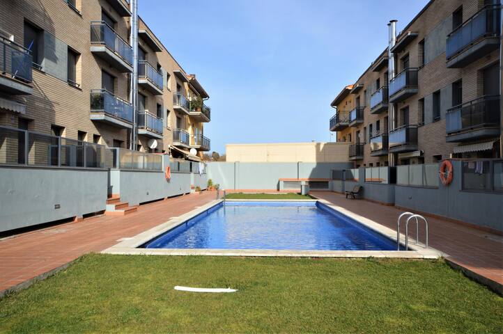 Apart Delicies bx 1 – Barbecue, A/C, community gar