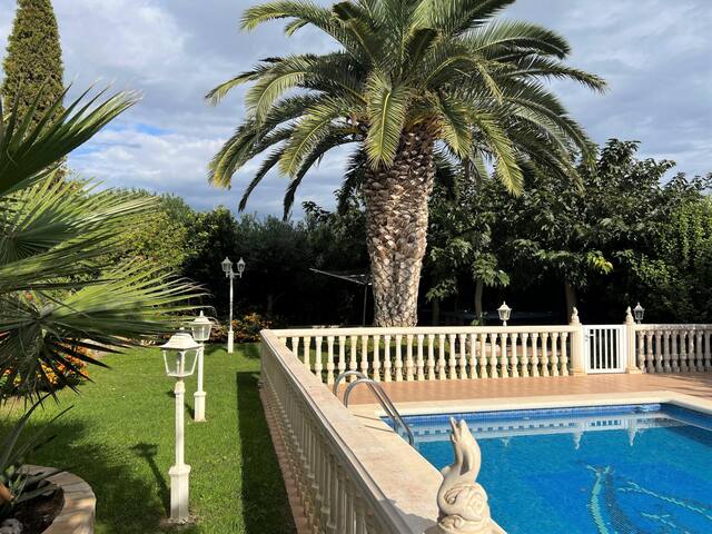 House Adriana- private pool, garden, barbecue, air gallery image 3