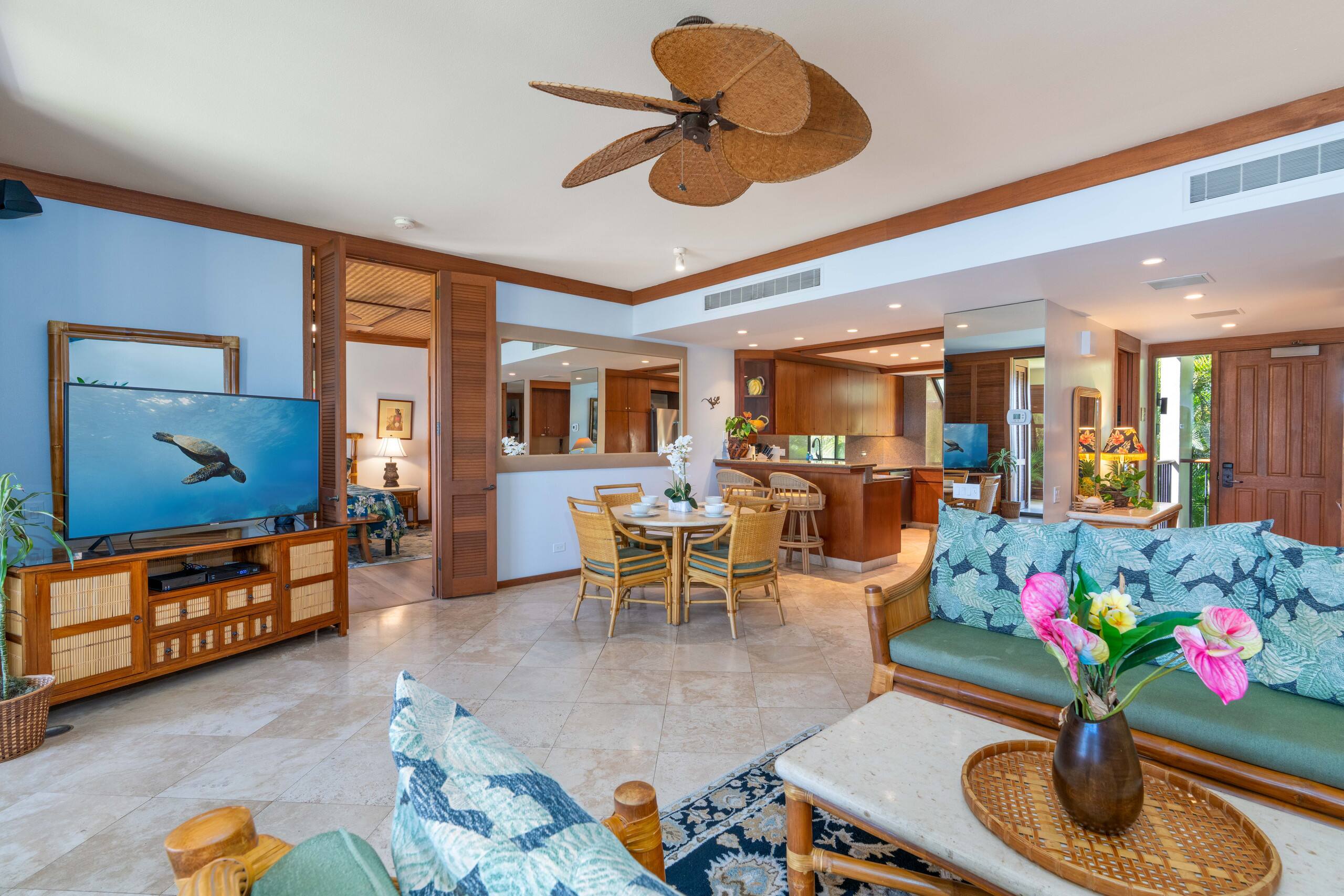 Condo in Waimea · ★4.75 · 2 bedrooms · 2 beds · 2.5 baths - Image 3