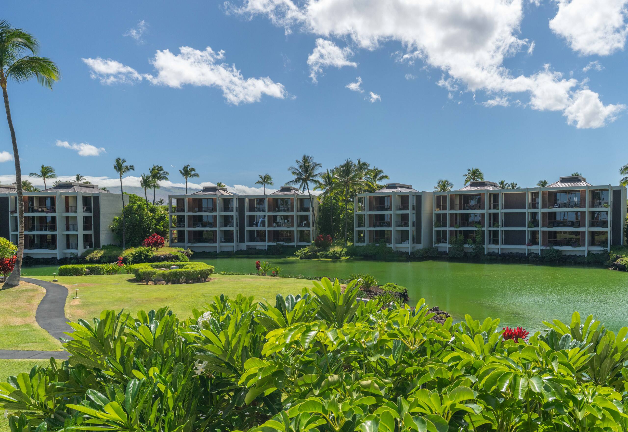 Condo in Waimea · ★4.75 · 2 bedrooms · 2 beds · 2.5 baths - Image 33