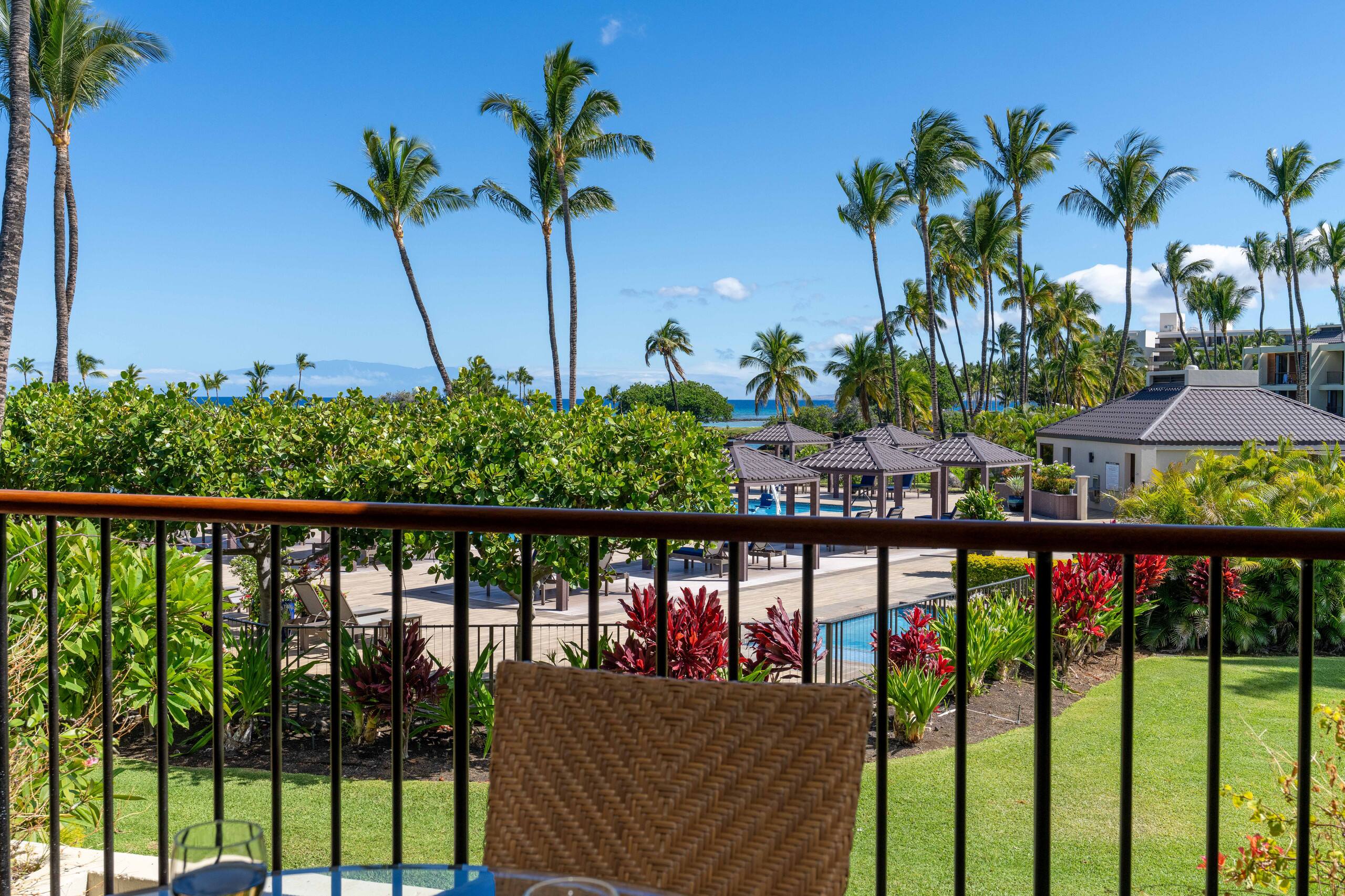 Condo in Waimea · ★4.75 · 2 bedrooms · 2 beds · 2.5 baths - Image 18