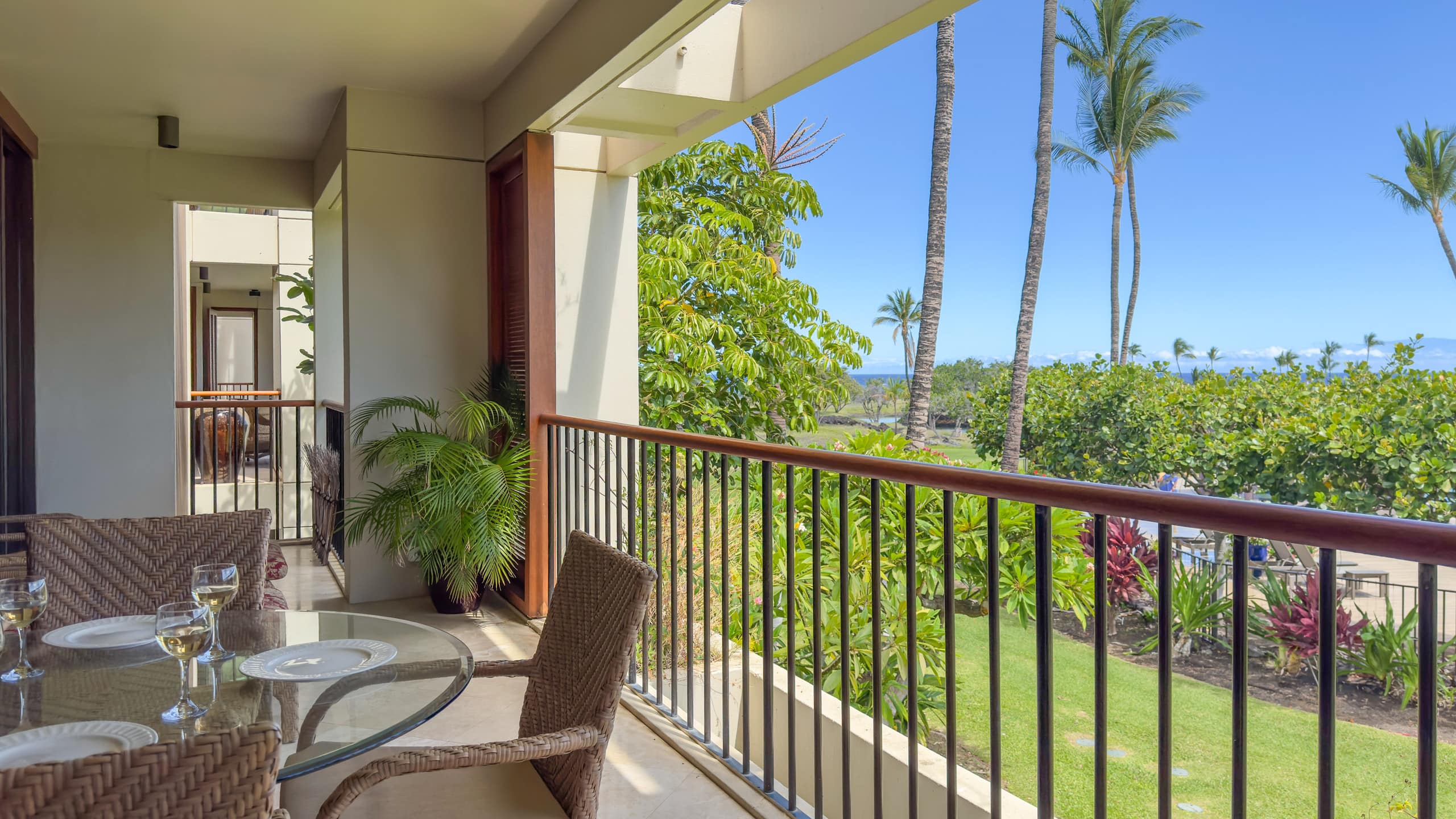 Condo in Waimea · ★4.75 · 2 bedrooms · 2 beds · 2.5 baths - Image 22