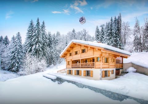 Airbnb performant: Ski-in ski-out with sauna hot tub à La Clusaz