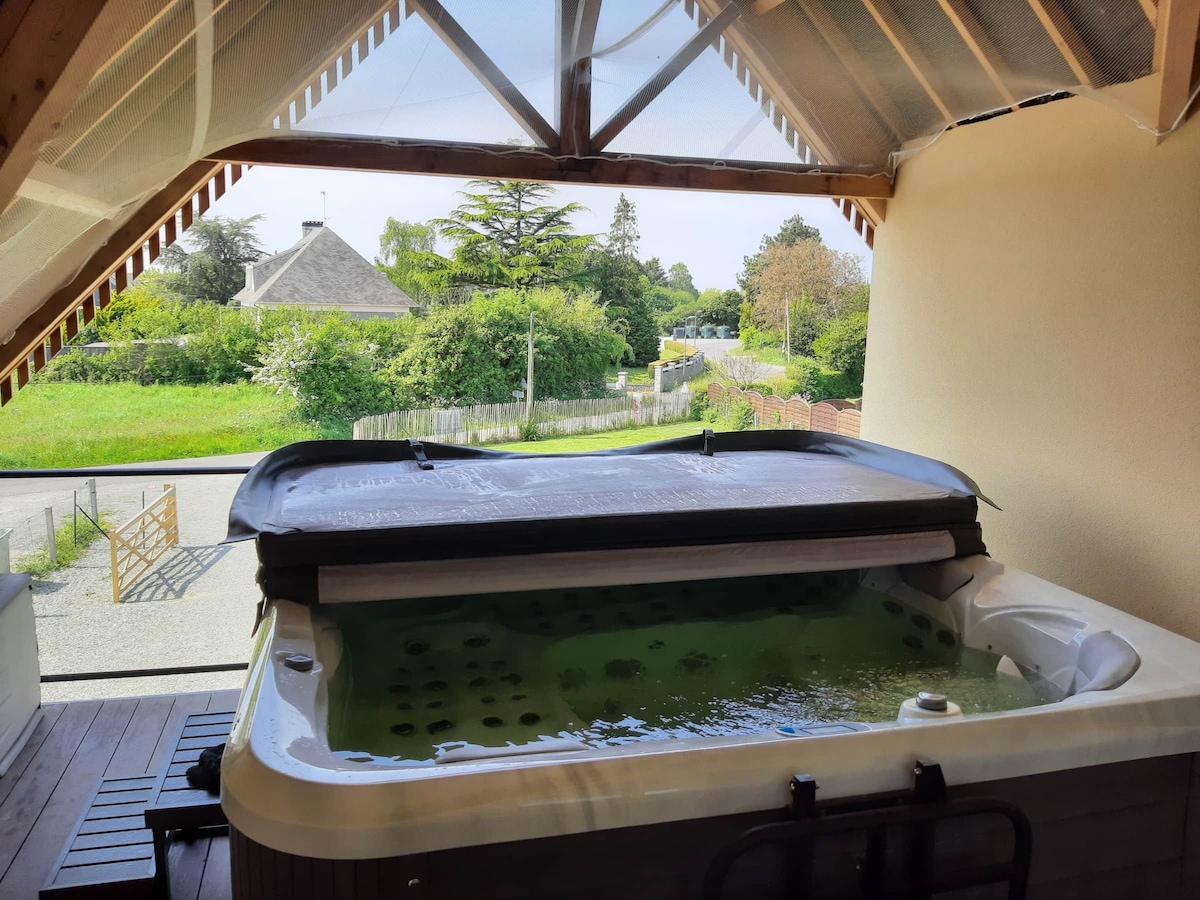 Cancale Hot Tub Rentals - Brittany, France
