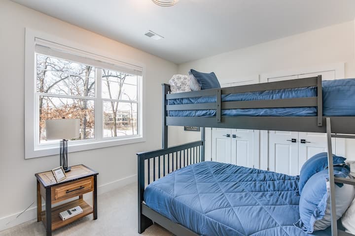 Bedroom 5