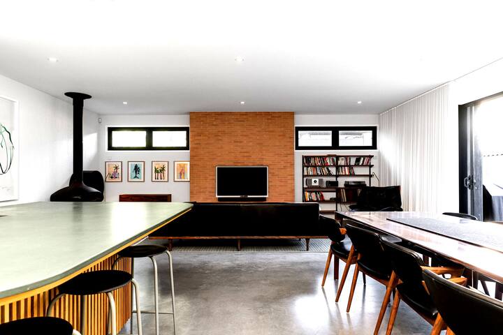 Barefoot Bay Villa gallery image 4