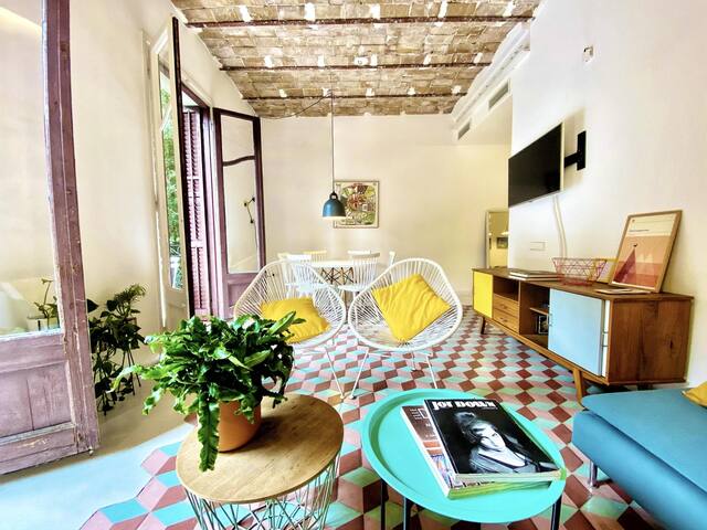 Tyche Apartment Barcelona gallery image 3