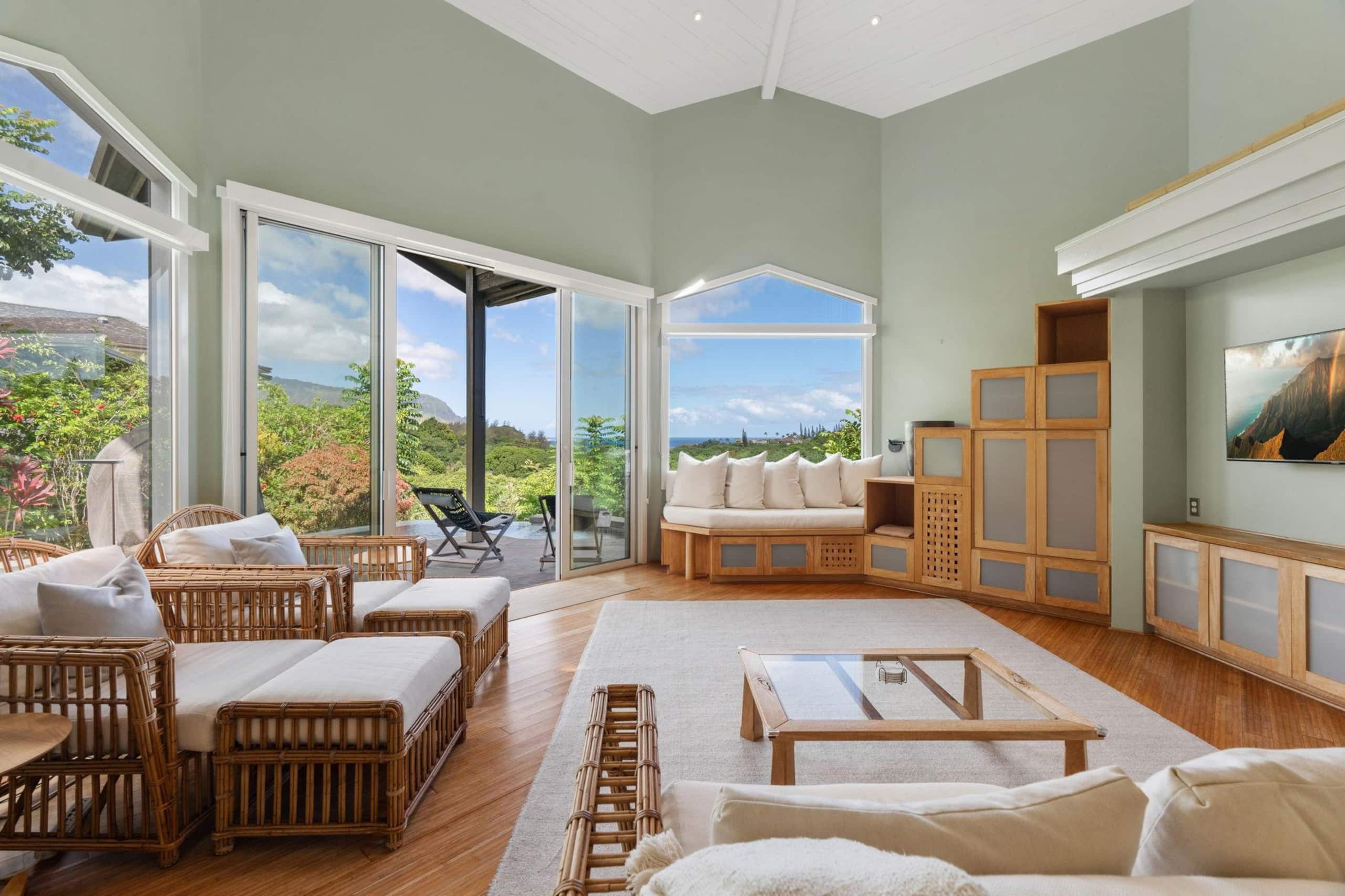 Home in Princeville · ★4.6 · 3 bedrooms · 4 beds · 2.5 baths - Image 9