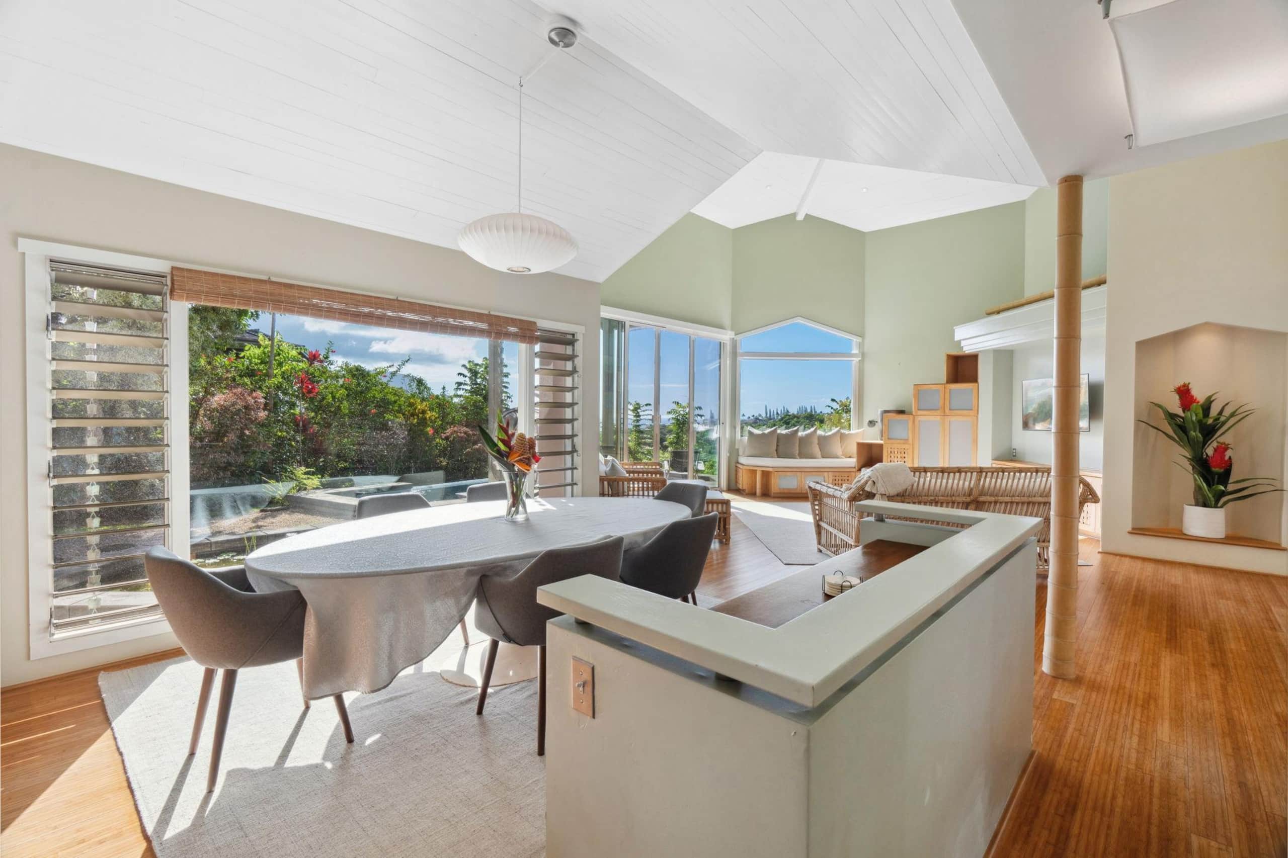 Home in Princeville · ★4.6 · 3 bedrooms · 4 beds · 2.5 baths - Image 12
