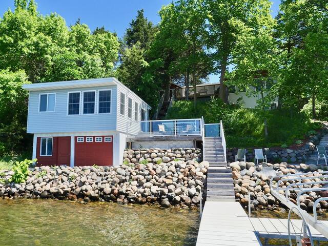 Sylvia Cedars Cabin Rental Snowmobile and Boat Ren gallery image 3