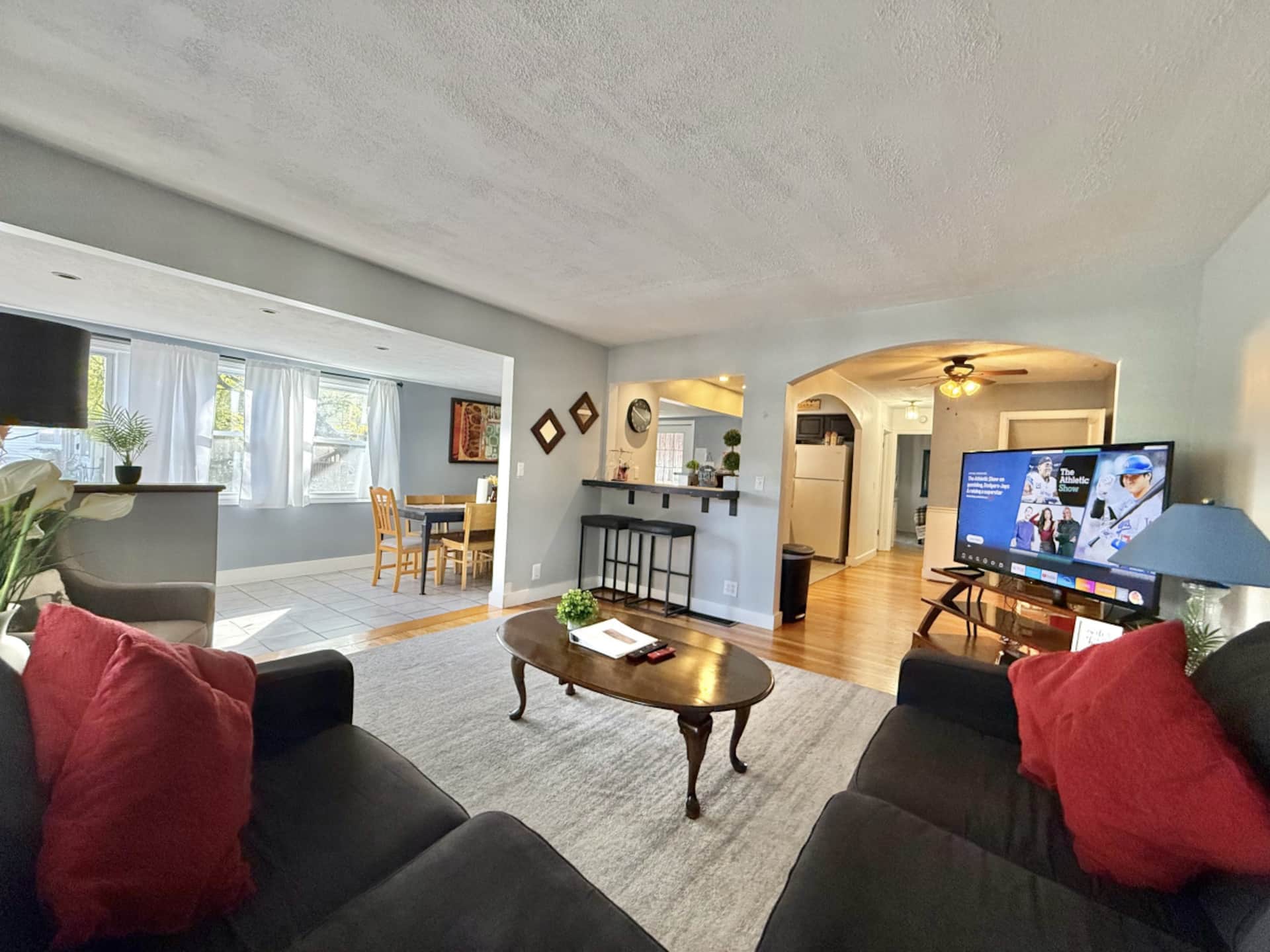 King Bed+Game Room+Parking+Broadripple+Restaurants — photo 2