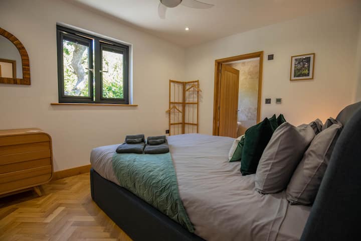 ห้องนอน 1 พร้อมห้องน้ำในตัว