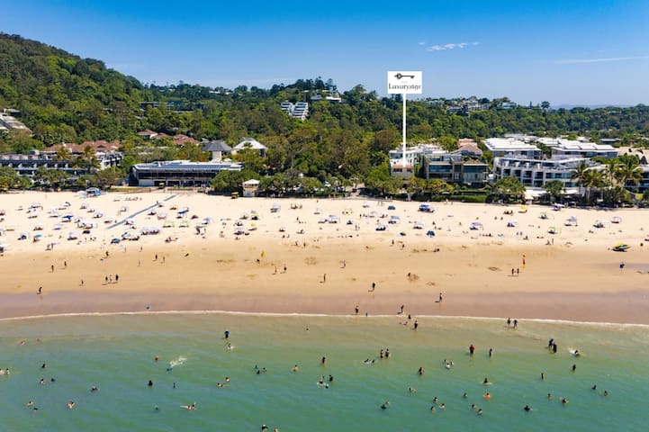 Portofino 1: Beachfront Apartment Noosa Heads