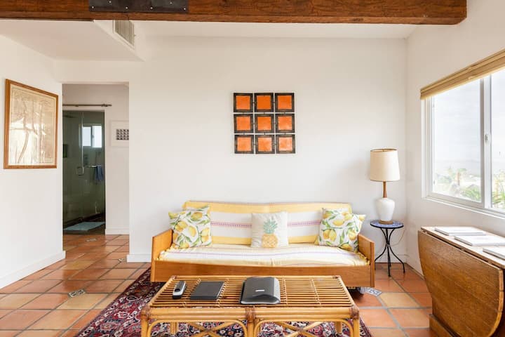 King Bed Villa With Hot Tub + Killer Views - Twentynine Palms, CA