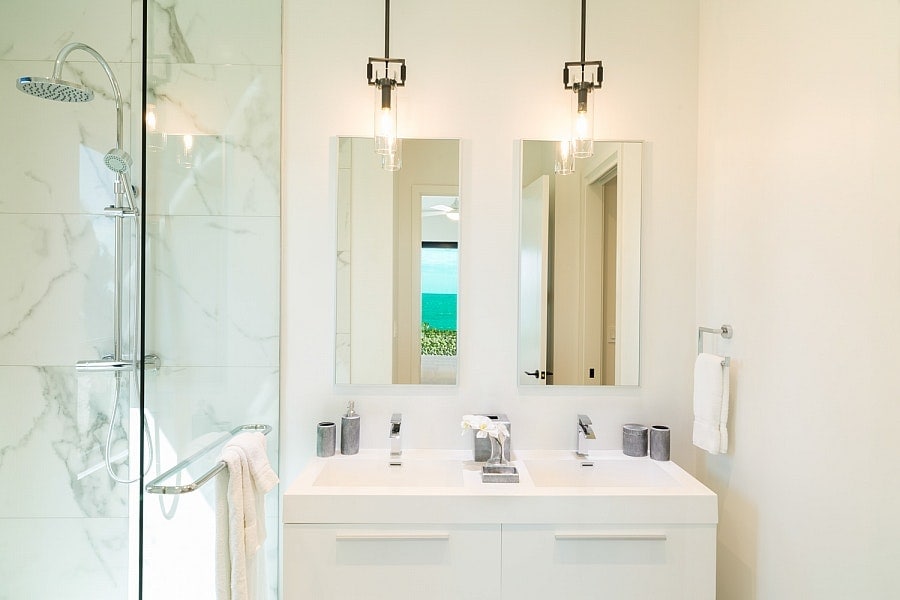 Luxury 1BR Ocean View Suite | Steps from Beach!