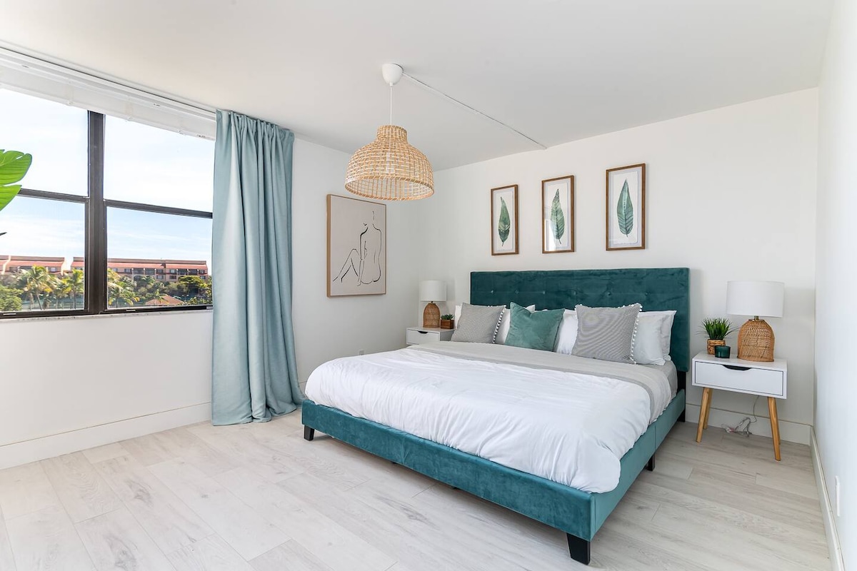 Glavna spavaća soba s bračnim krevetom