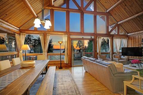 Large Log Cabin-Ocean View/BBQ/Games/walk to beach