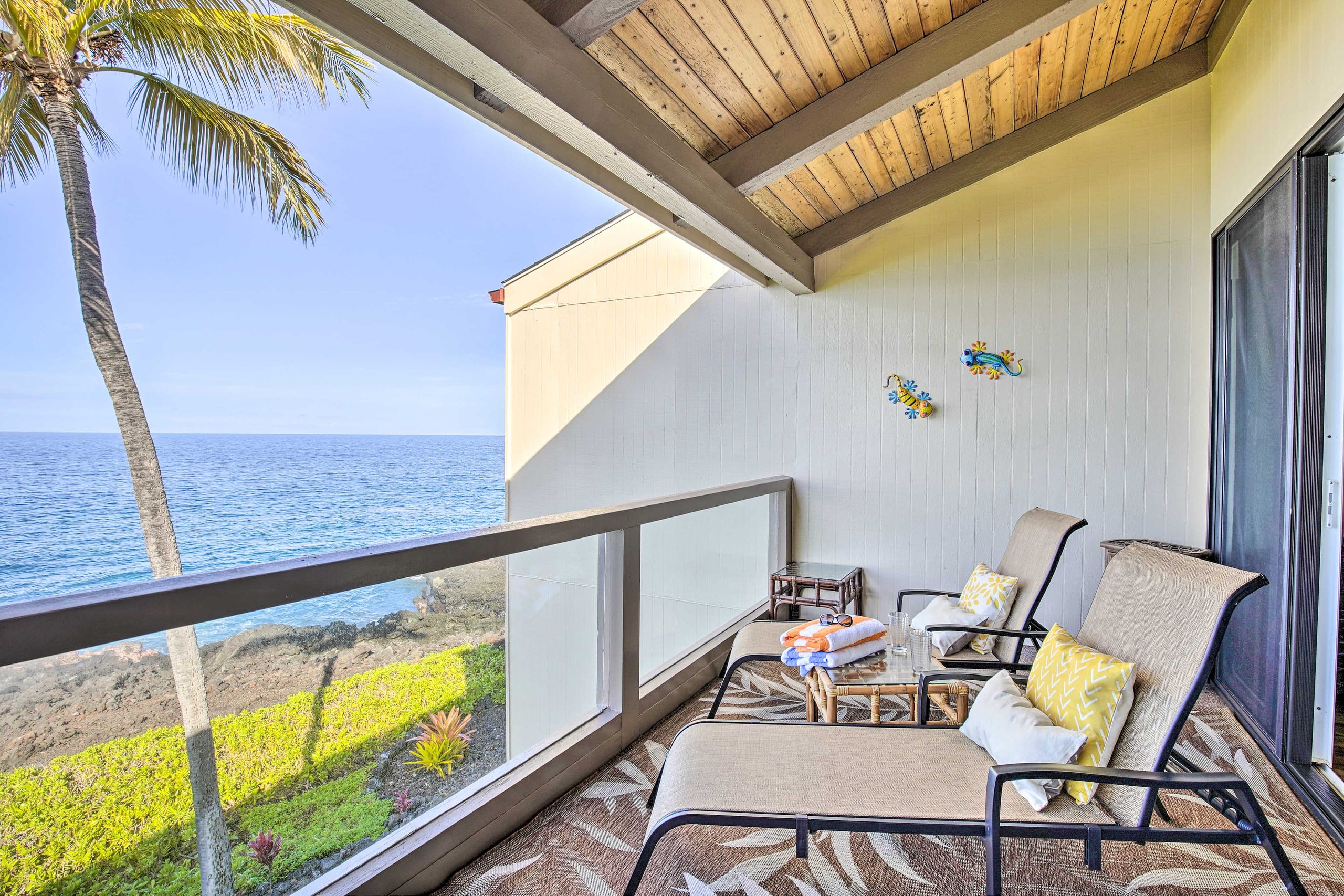 Condo in Kailua-Kona · ★4.8 · 2 bedrooms · 4 beds · 2 baths - Image 26
