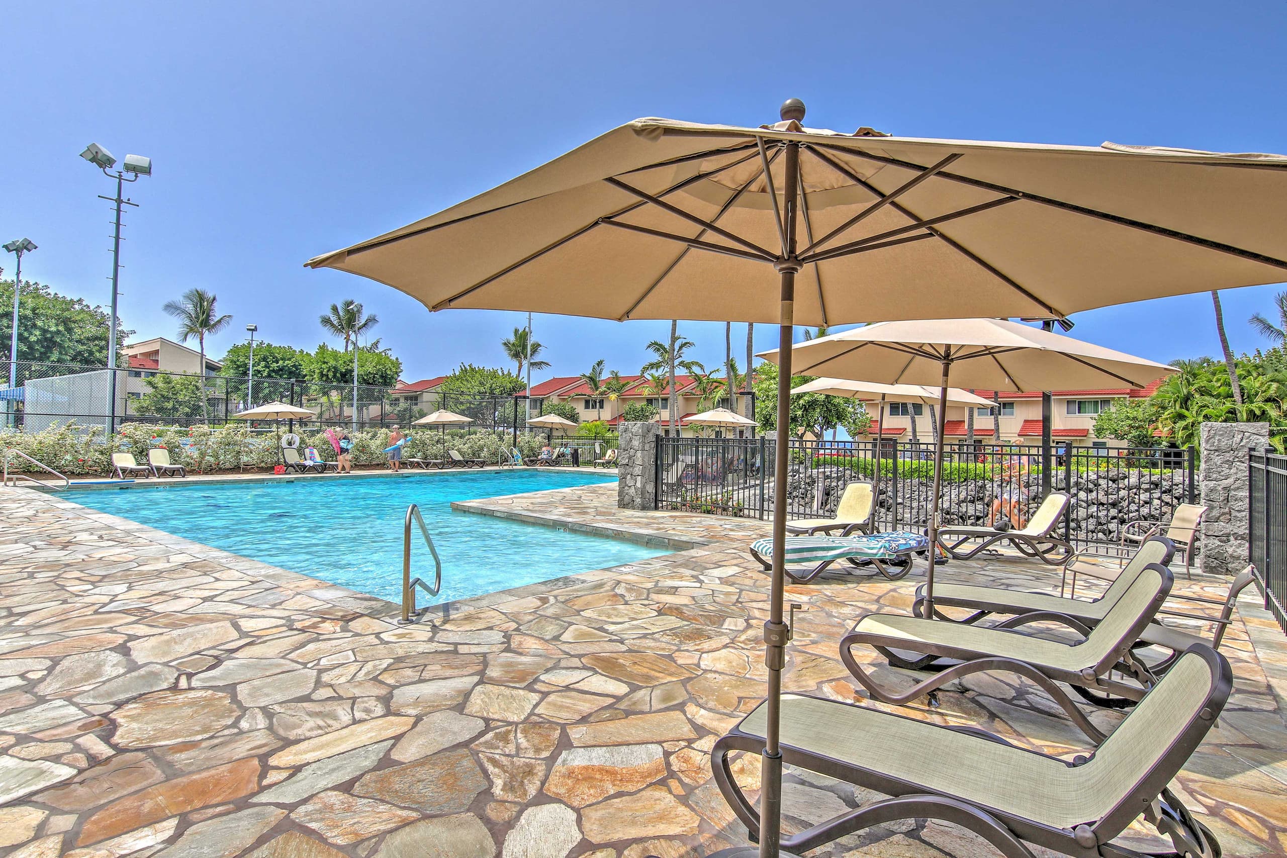 Condo in Kailua-Kona · ★4.8 · 2 bedrooms · 4 beds · 2 baths - Image 33
