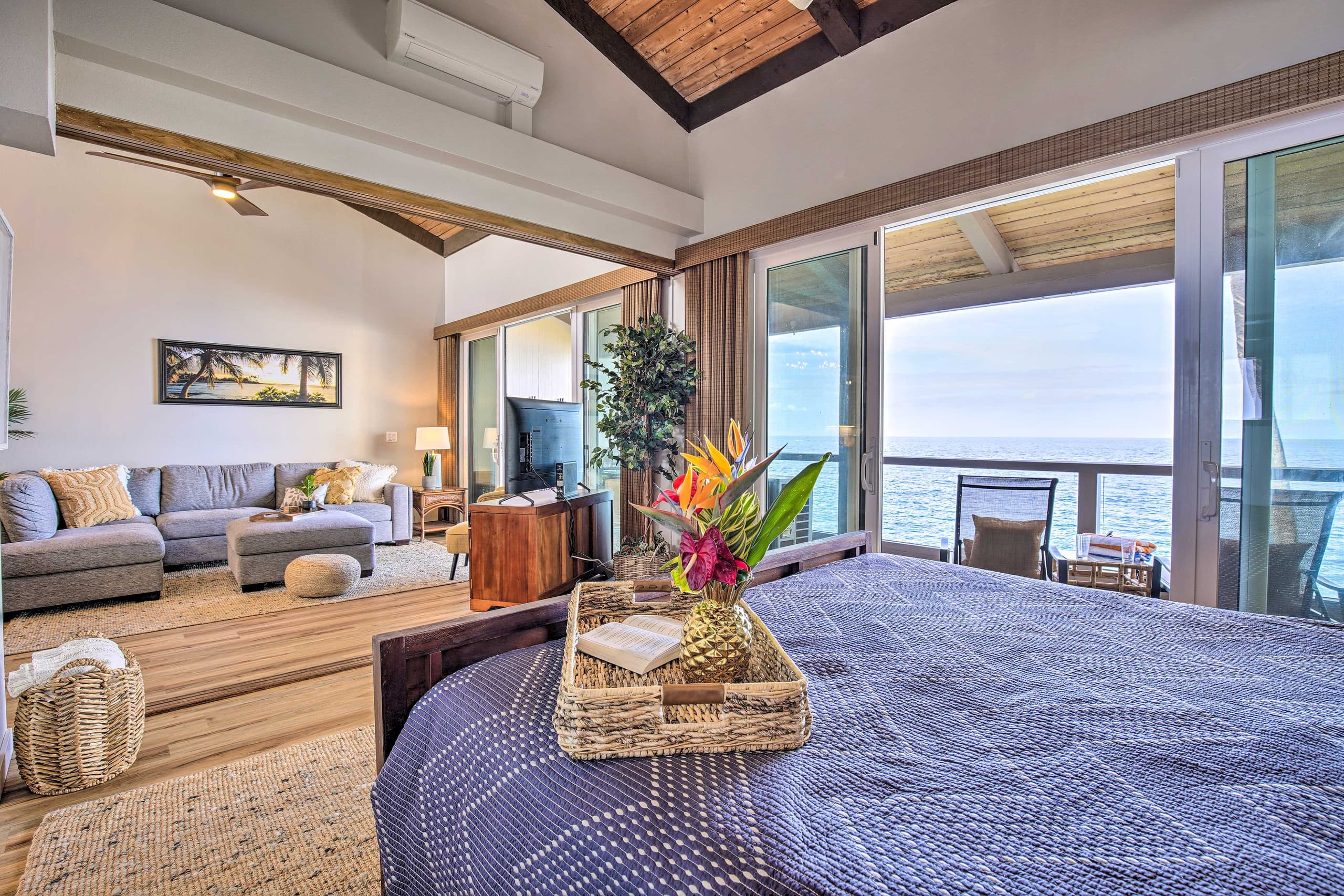 Condo in Kailua-Kona · ★4.8 · 2 bedrooms · 4 beds · 2 baths - Image 15