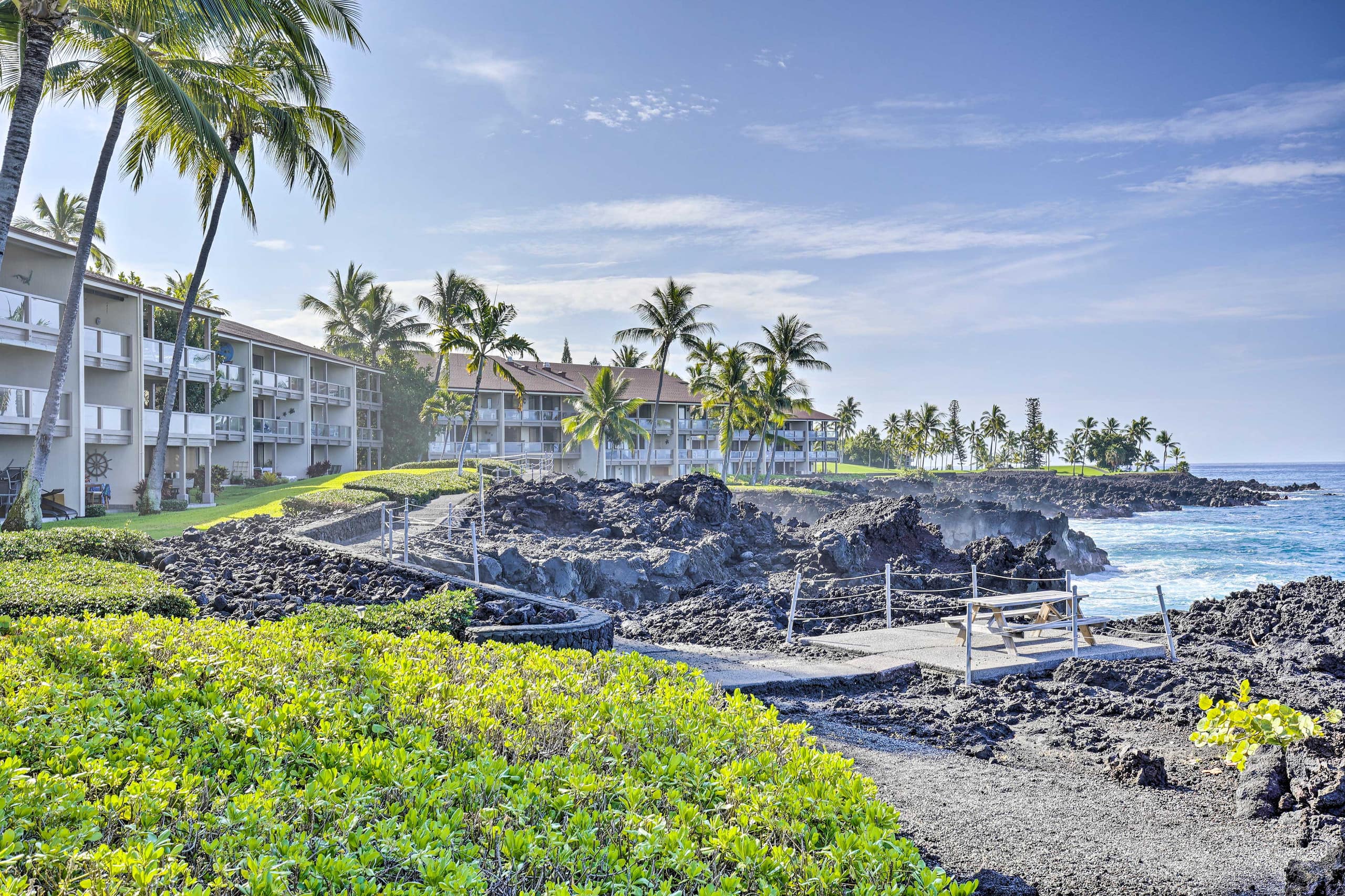 Condo in Kailua-Kona · ★4.8 · 2 bedrooms · 4 beds · 2 baths - Image 36