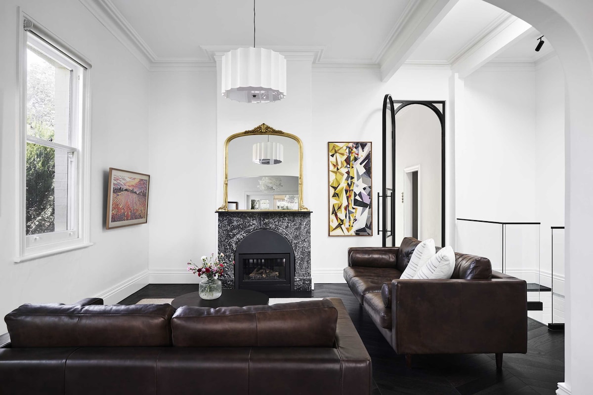 Successful Airbnb property: Heritage Luxury in the Heart of Bendigo in City Of Greater Bendigo