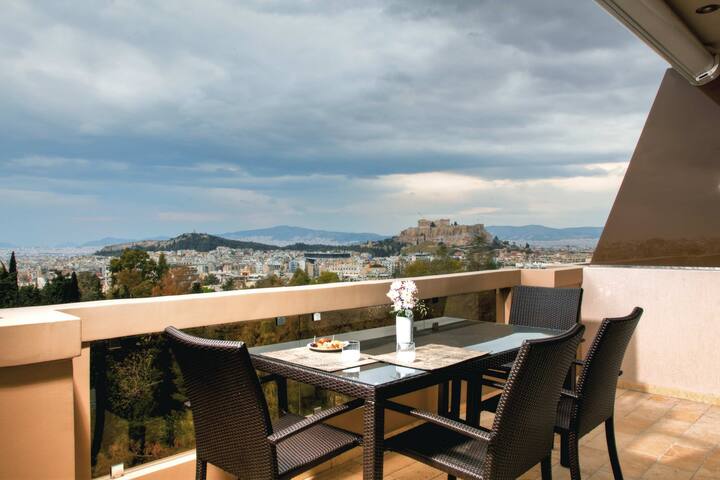 #AH18 Metz 2-bedroom penthouse apartment