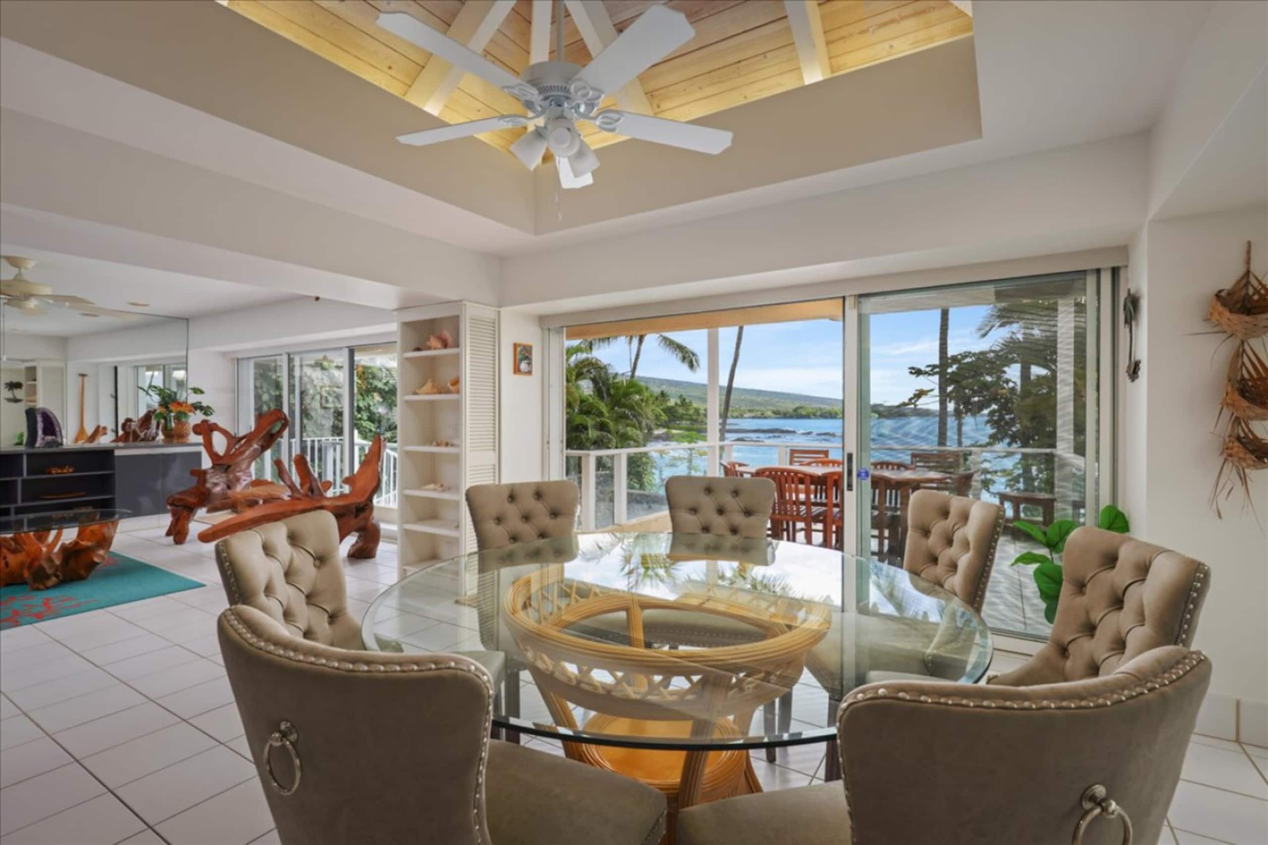 Home in Kailua-Kona · ★4.49 · 4 bedrooms · 5 beds · 3 baths - Image 10