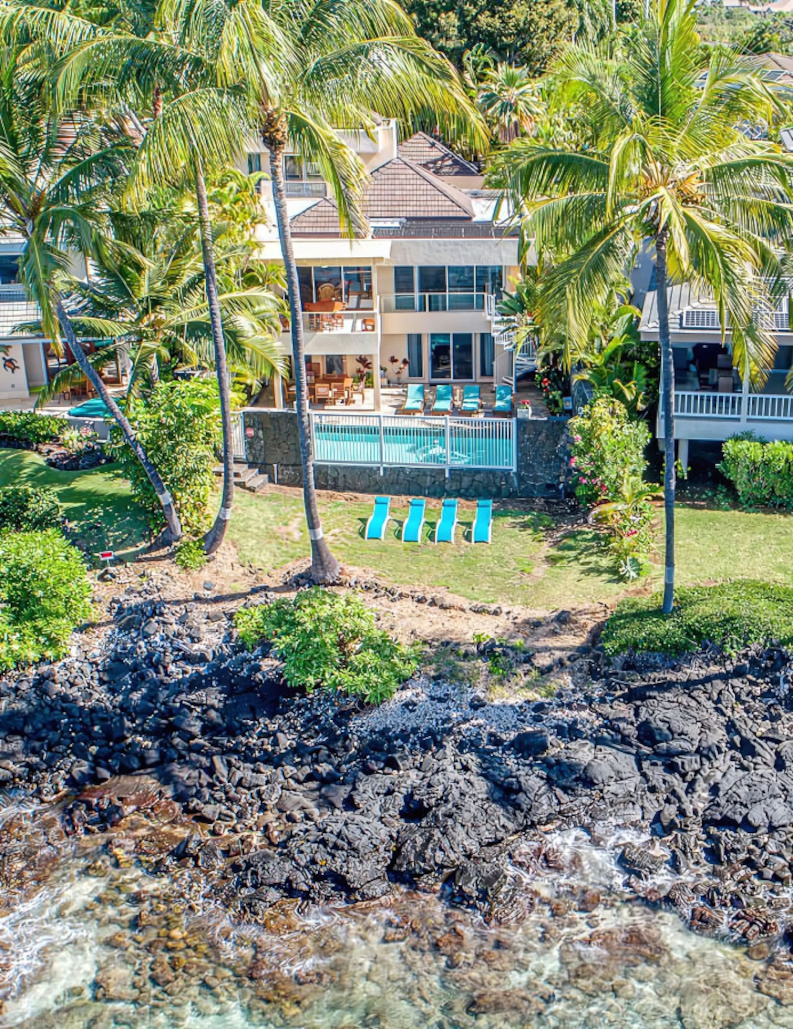 Home in Kailua-Kona · ★4.49 · 4 bedrooms · 5 beds · 3 baths - Image 40