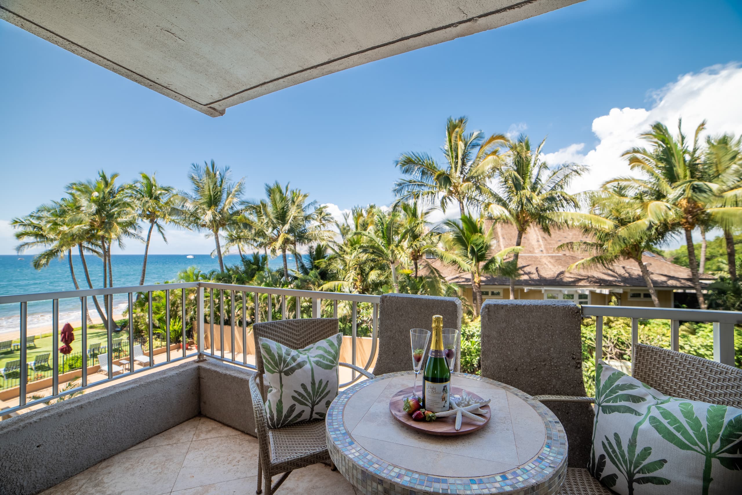 Condo in Kihei · ★5.0 · 1 bedroom · 2 beds · 2 baths - Image 1