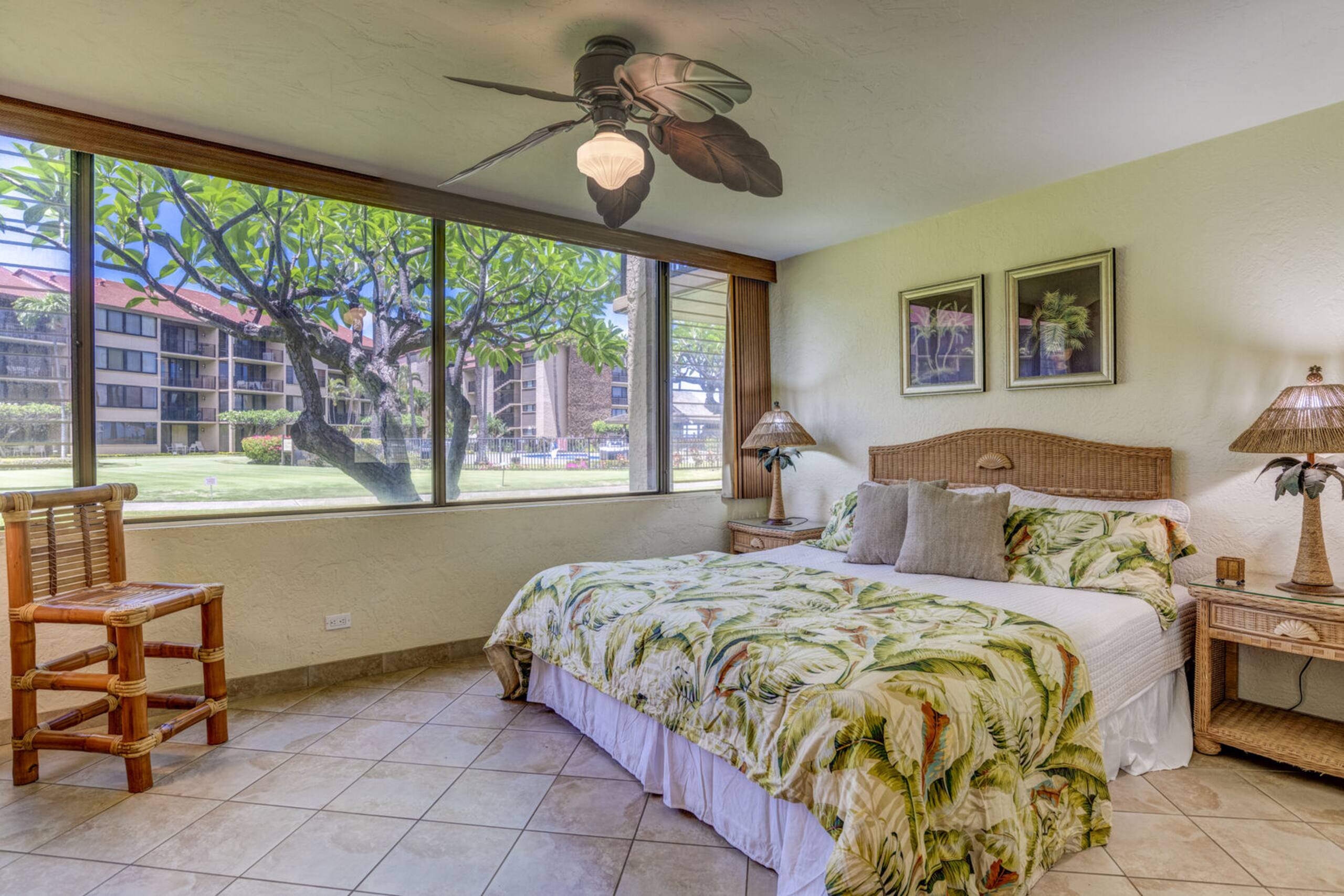 Condo in Lahaina · ★4.3 · 2 bedrooms · 4 beds · 2 baths - Image 13