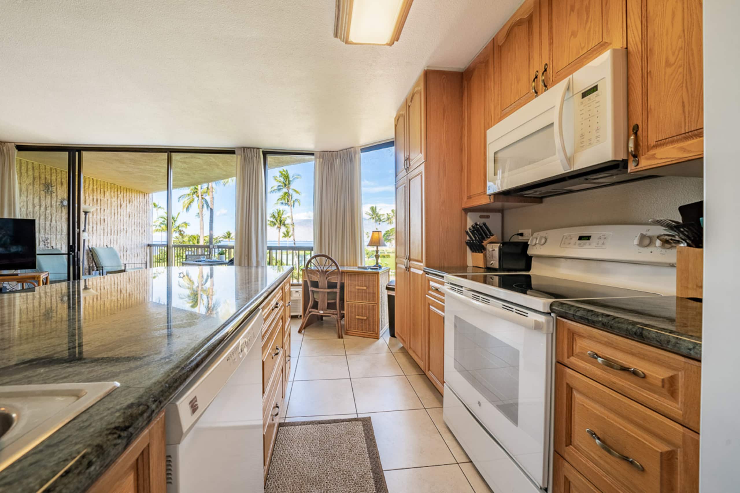 Condo in Kihei · ★4.81 · 2 bedrooms · 3 beds · 2 shared baths - Image 14