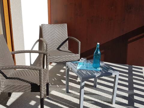 T3/8-Home-Apartment-Ensuite with Bath-Mountain vie