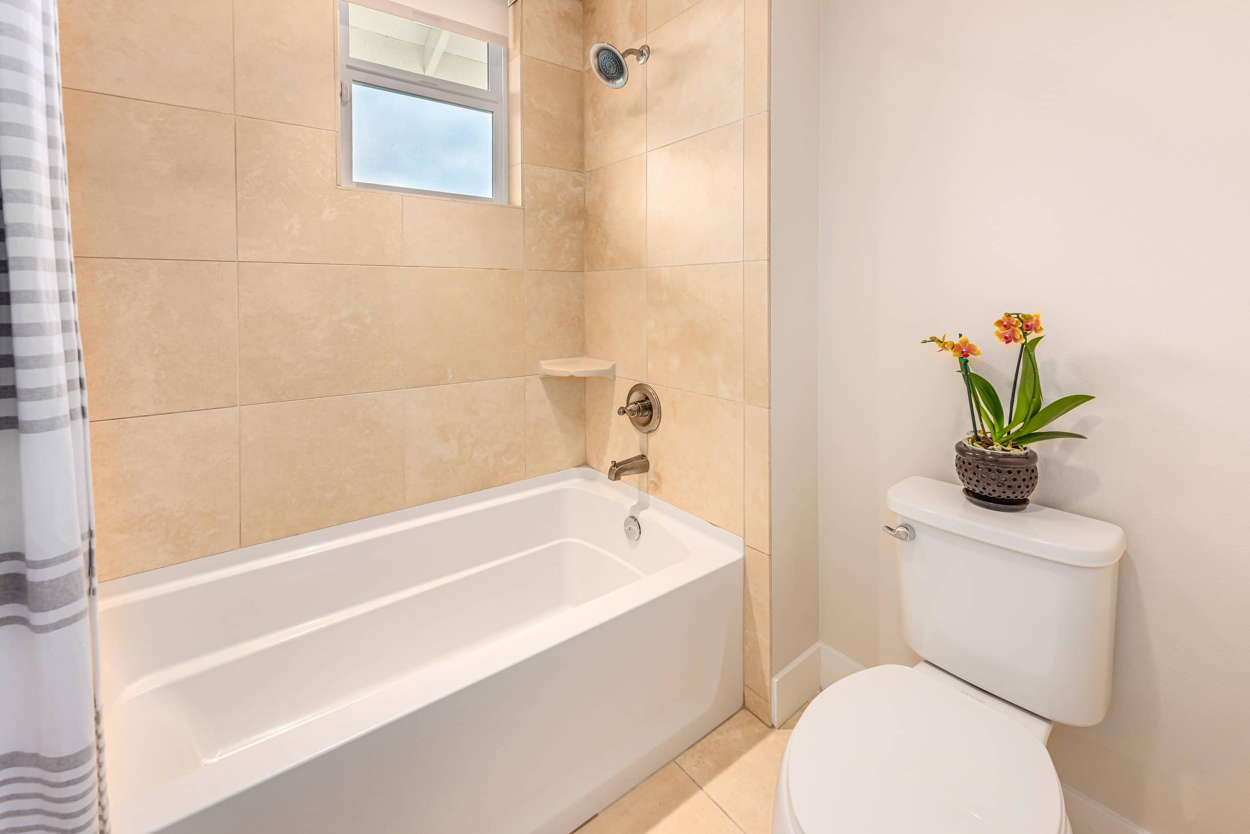Condo in Koloa · ★4.94 · 4 bedrooms · 5 beds · 3.5 baths - Image 24