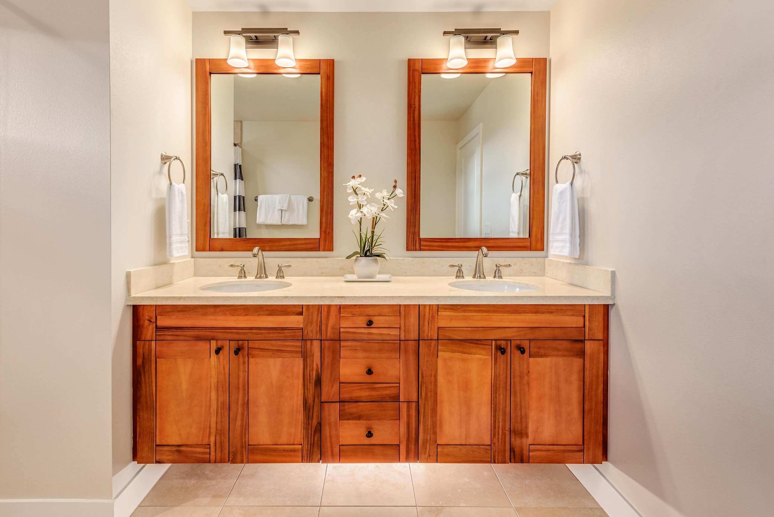 Condo in Koloa · ★4.94 · 4 bedrooms · 5 beds · 3.5 baths - Image 12
