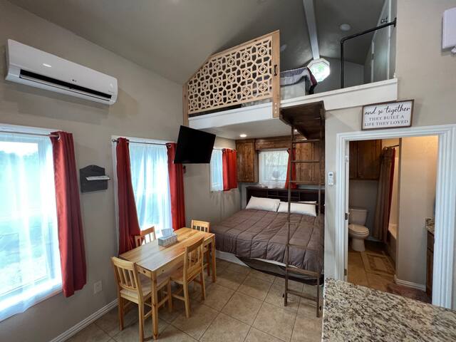 Lake Godstone managed Airbnb listing 3