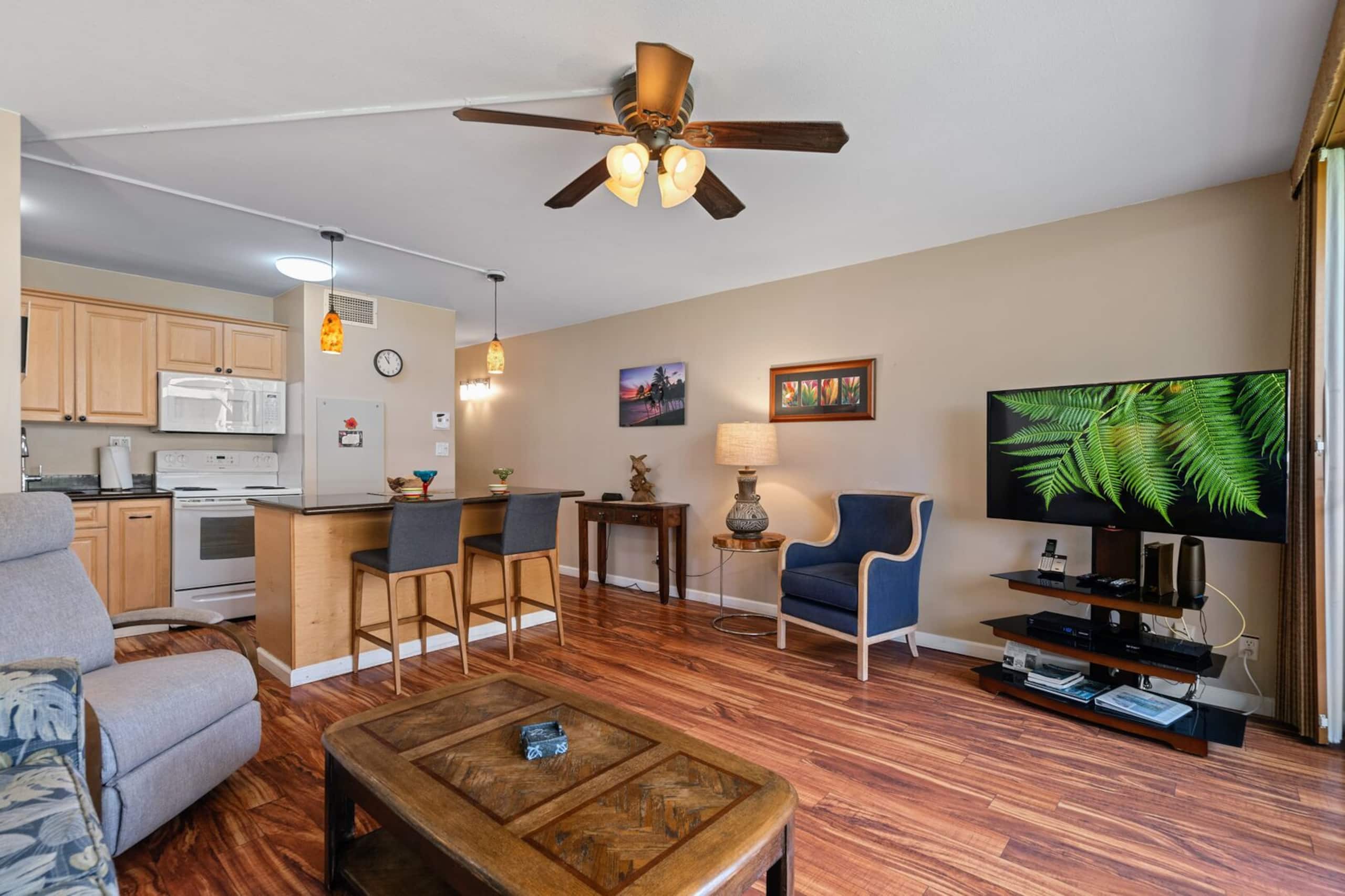 Condo in Kihei · ★4.86 · 1 bedroom · 2 beds · 1 bath - Image 3