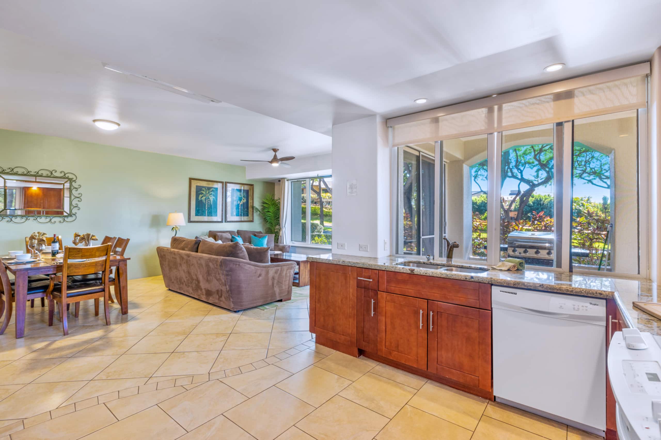 Condo in Kihei · ★4.67 · 2 bedrooms · 4 beds · 2 baths - Image 34