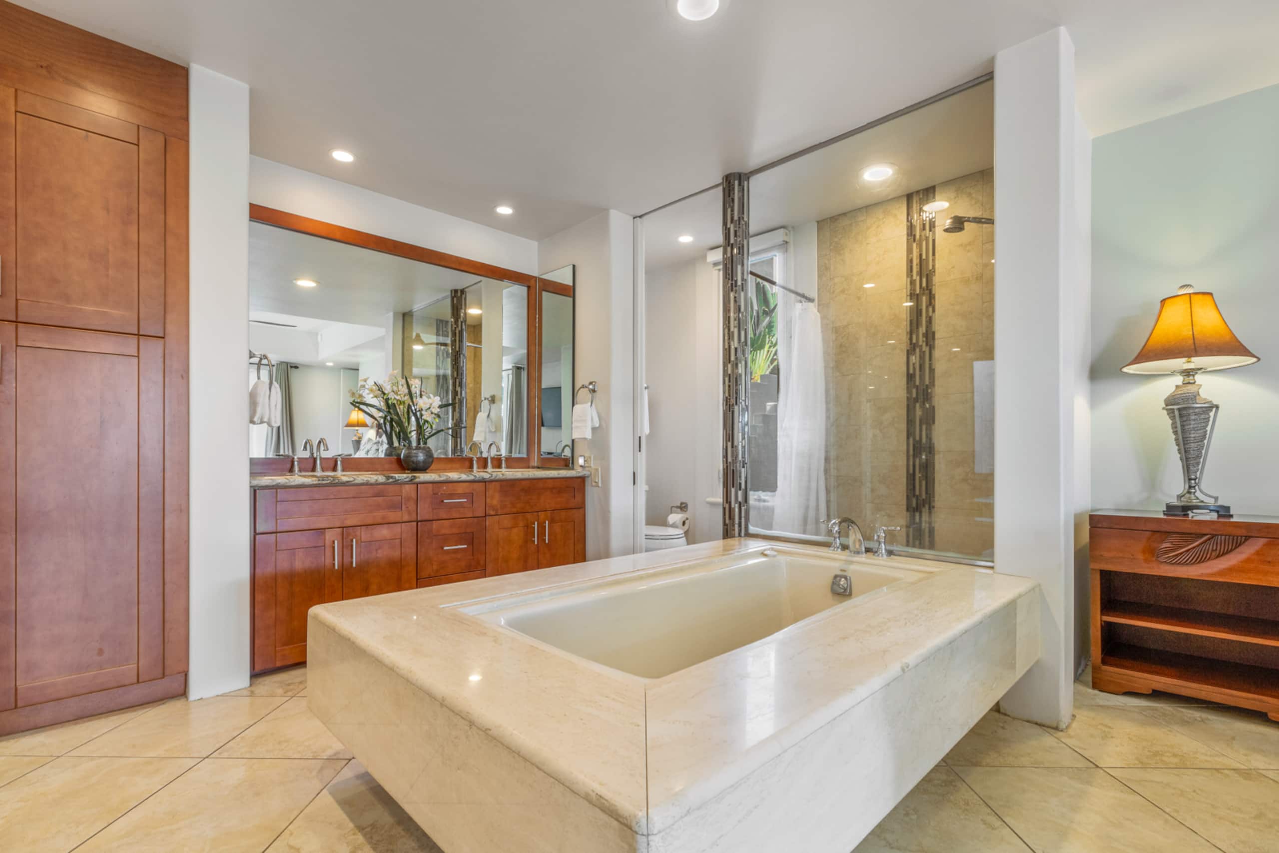 Condo in Kihei · ★4.67 · 2 bedrooms · 4 beds · 2 baths - Image 5
