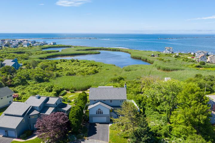 Brilliant Ocean View! Walk to Beach! gallery image 2