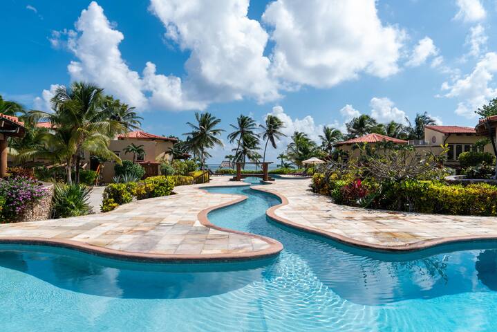 Villa Descanso | Peaceful Beach Front 3BR Seascape