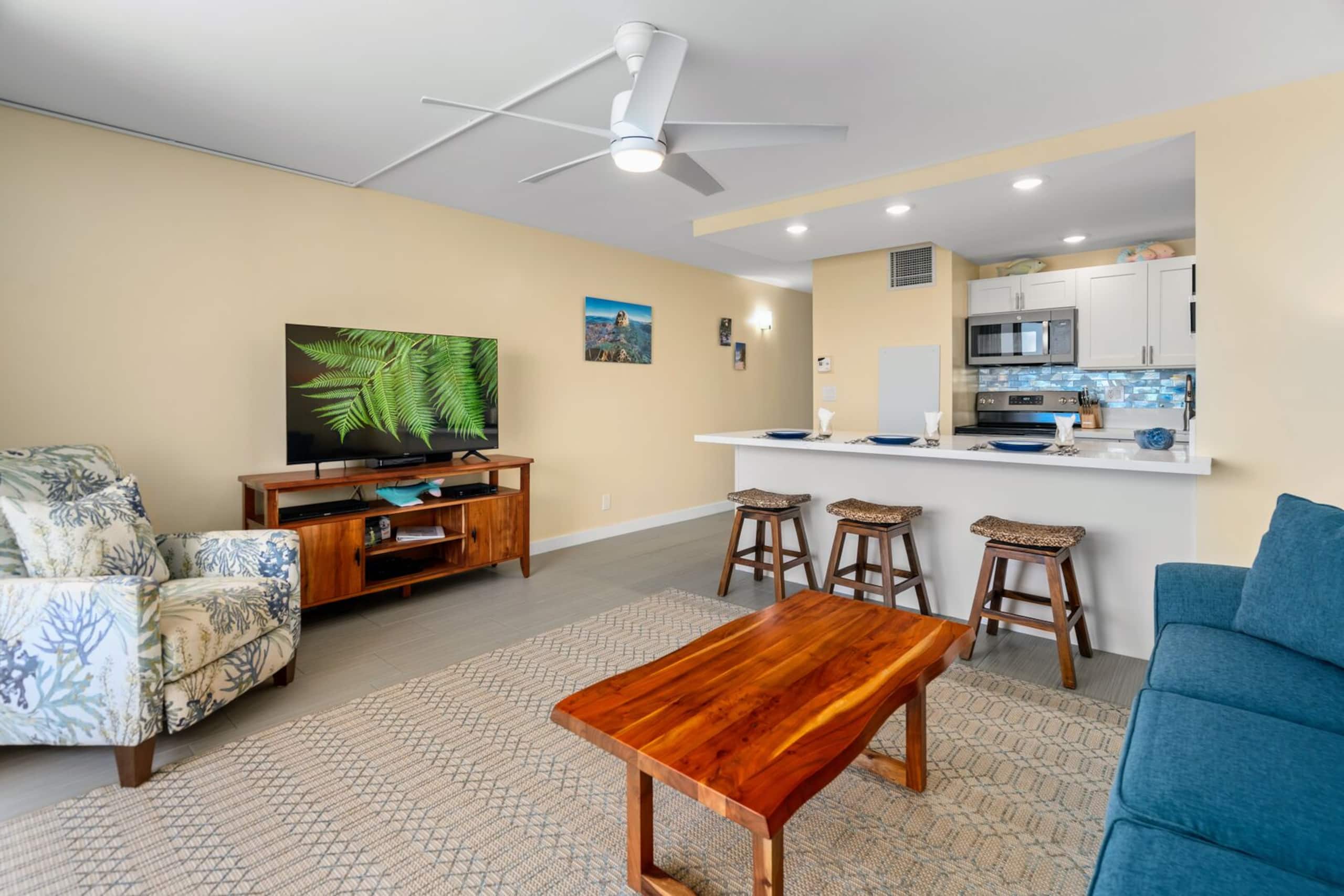 Condo in Kihei · ★4.83 · 1 bedroom · 2 beds · 1 bath - Image 5