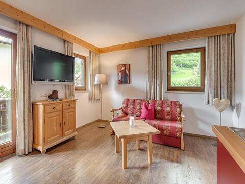 Popular Airbnb listing: Apartment in Fügen near the Spieljochbahn in Fügen